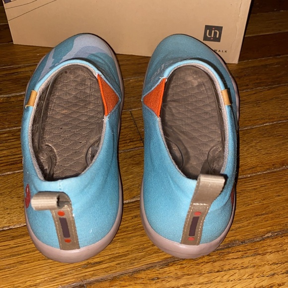 Women’s Uin Cinderella Walking Shoe - Picture 7 of 8